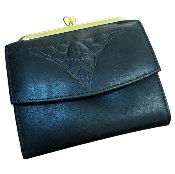 Rolfs Handbags - Vintage Rolfs black leather coin purse wallet embossed floral flap gold kisslock